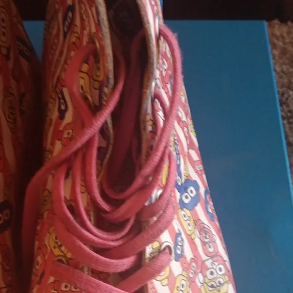 John Fluevog and Bos Kosters colab - Picture 4 of 5